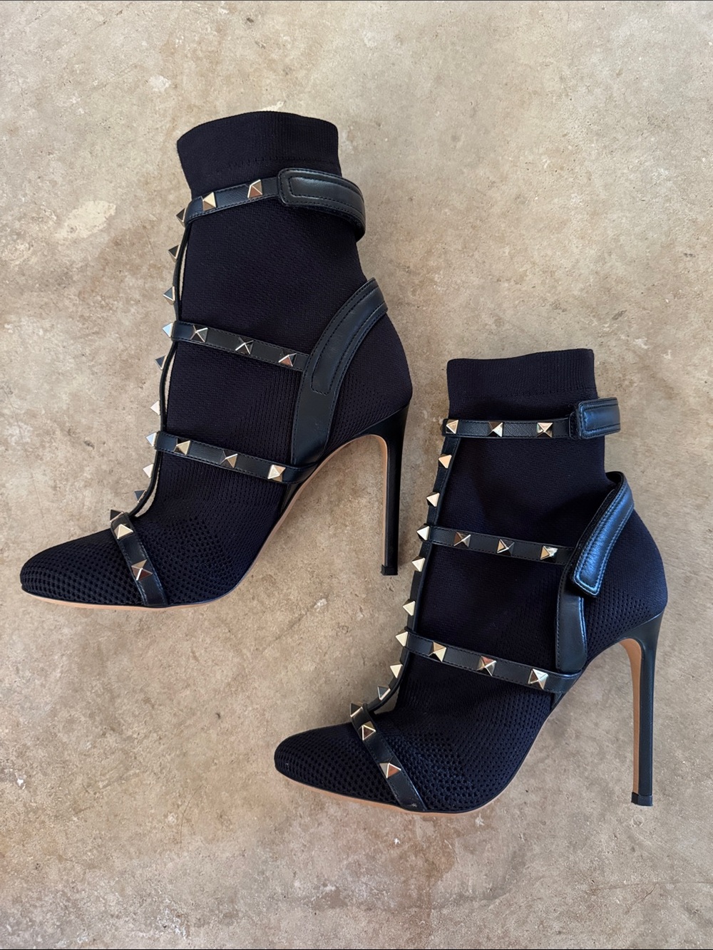 Valentino Garavani Rockstud Bodytech Ankle Stiletto Boots - size 37